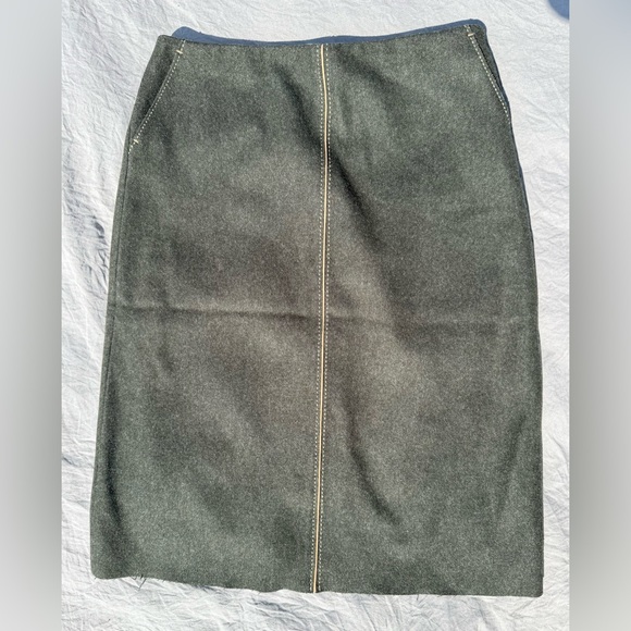 J. CREW Green Wool Contrast Stitch Pencil Skirt with Pockets - Picture 1 of 16